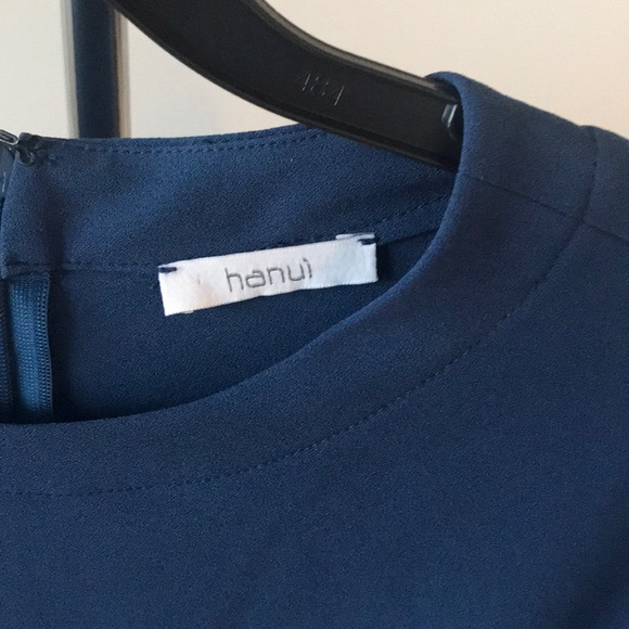 Hanui Dress - Picture 2 of 4